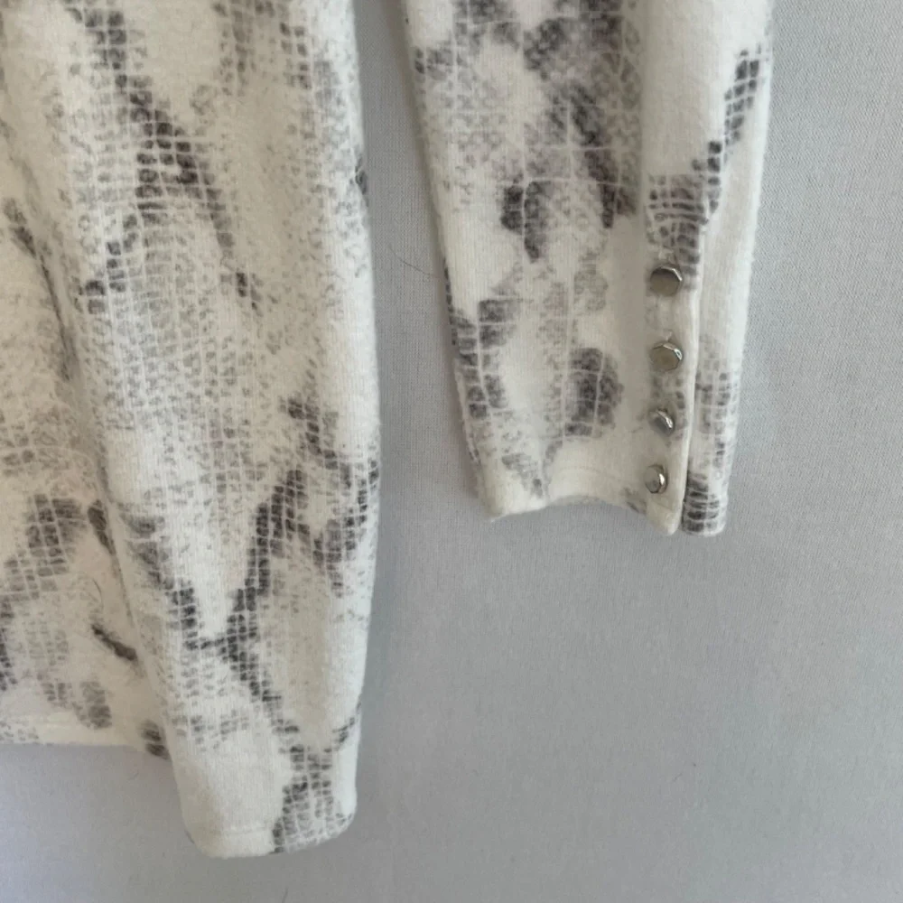WHITE HOUSE BLACK MARKET Medium Long Cardigan Sleeveless Turtleneck Sweater Set
